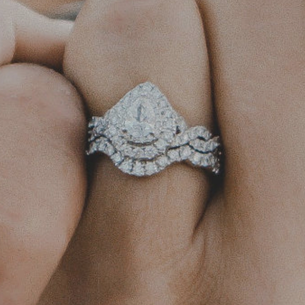 Neil Lane 1 1/2 Carat Diamond Bridal Set
